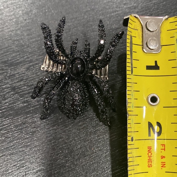 NEW! SPIDER 🕷Black Glitter Black Widow Halloween Stretch Ring - Picture 7 of 7